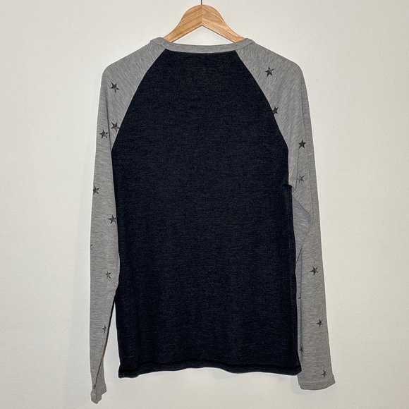Aeropostale Y2K Dark Grey and Light Grey Faded Star crewneck Longsleeve - Picture 2 of 5